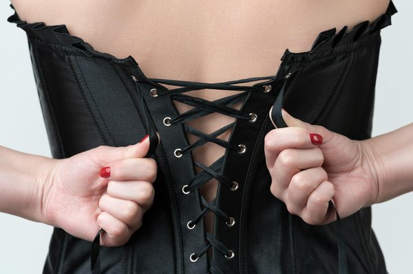 libérez-vous des douleurs dorsales : le guide ultime des corsets de dos